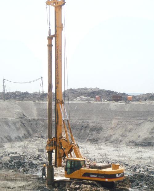 六盤(pán)水旋挖鉆機租賃工民建工程施工案例.jpg